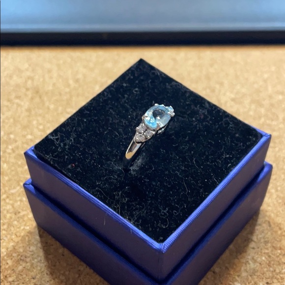 Lia Sophia ring 6 - Picture 3 of 4